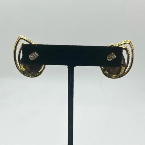 Vintage Trifari Faux Pearl Gold Tone Pierced Earrings - Picture 6 of 7